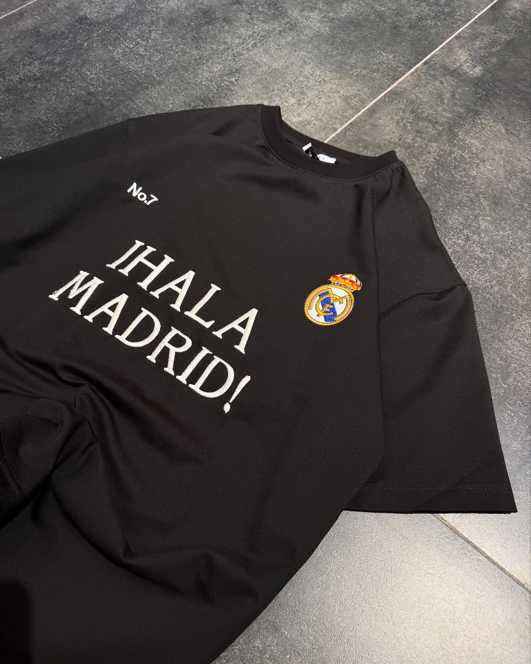 تيشيرت هلا مدريد 7