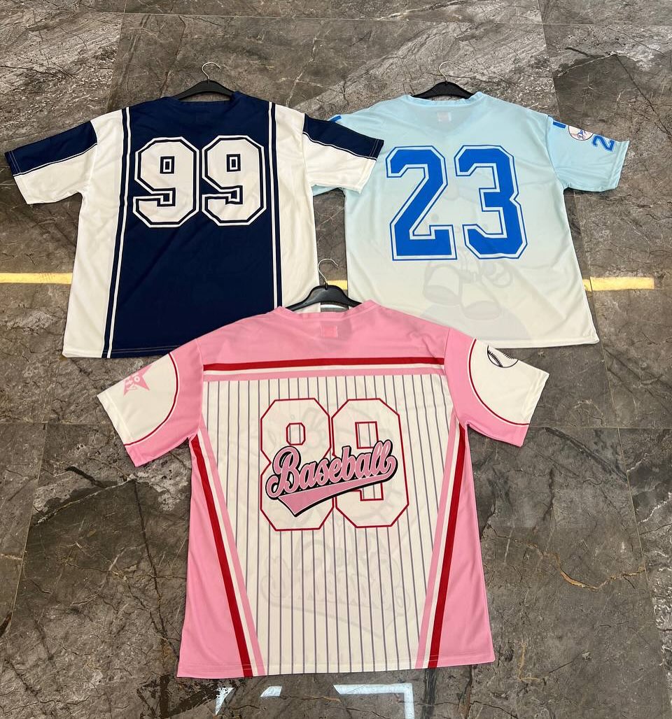 تيشيرت بناتي بيسبول هيلو كيتي سمائي 23 , قالب صغير✅