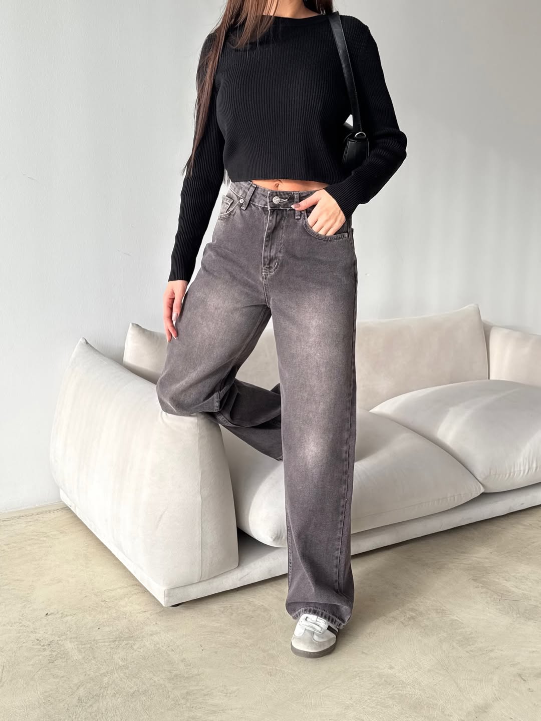 بنطرون جينز رصاصي غامق, قالب طبيعي