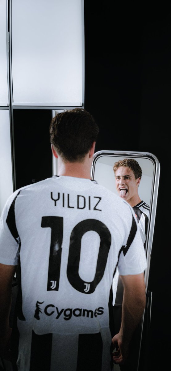 دريس تيشيرت يوفنتوس رقم 10✅