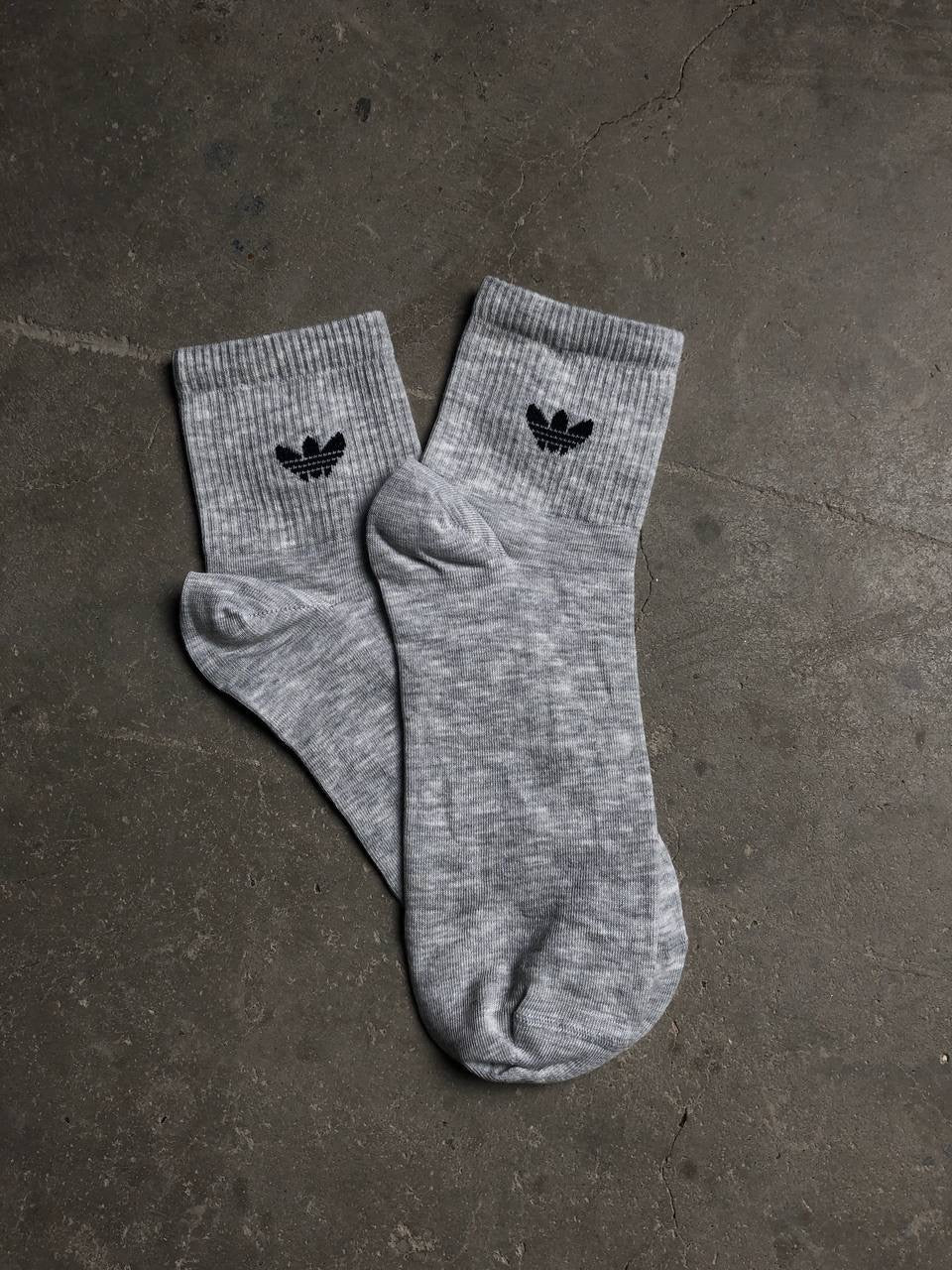 جواريب اديداس قصير