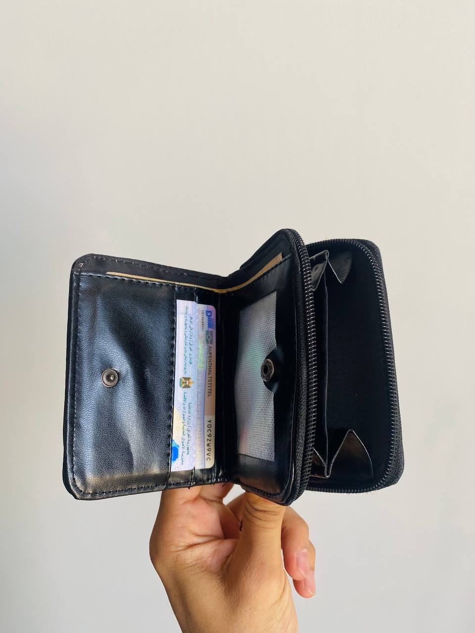 محفظة كورومي