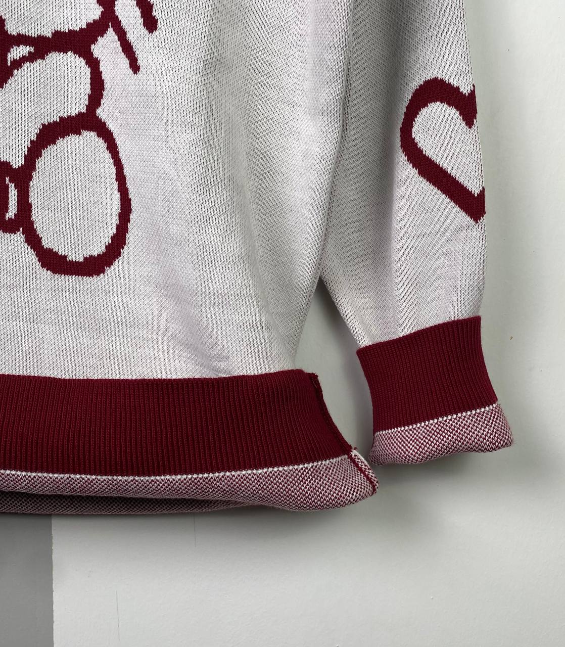 سويتر هيلو كيتي لون رصاصي وماروني