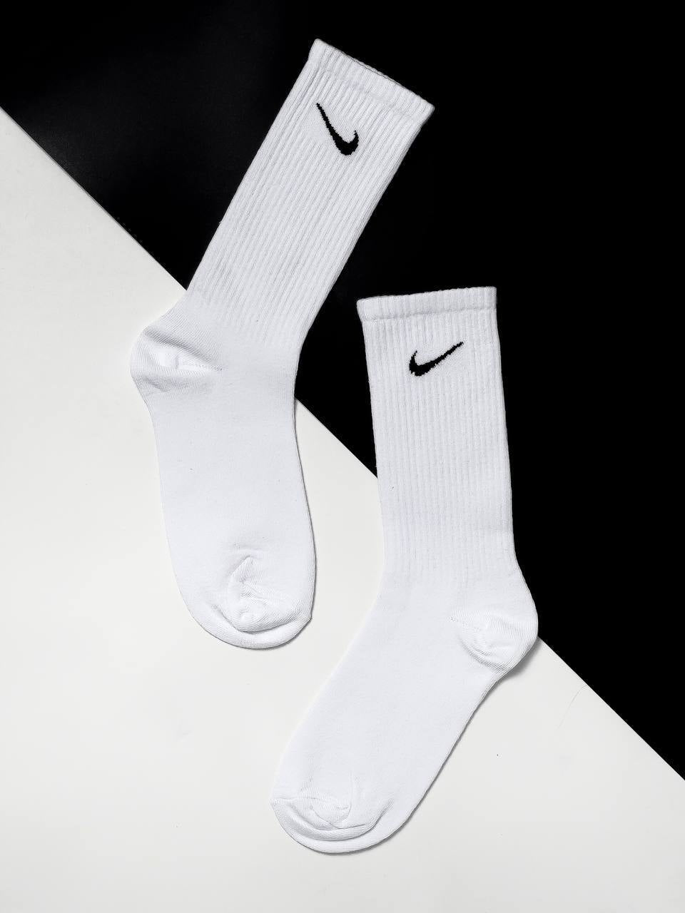 جواريب نايك ابيض سادة ✅