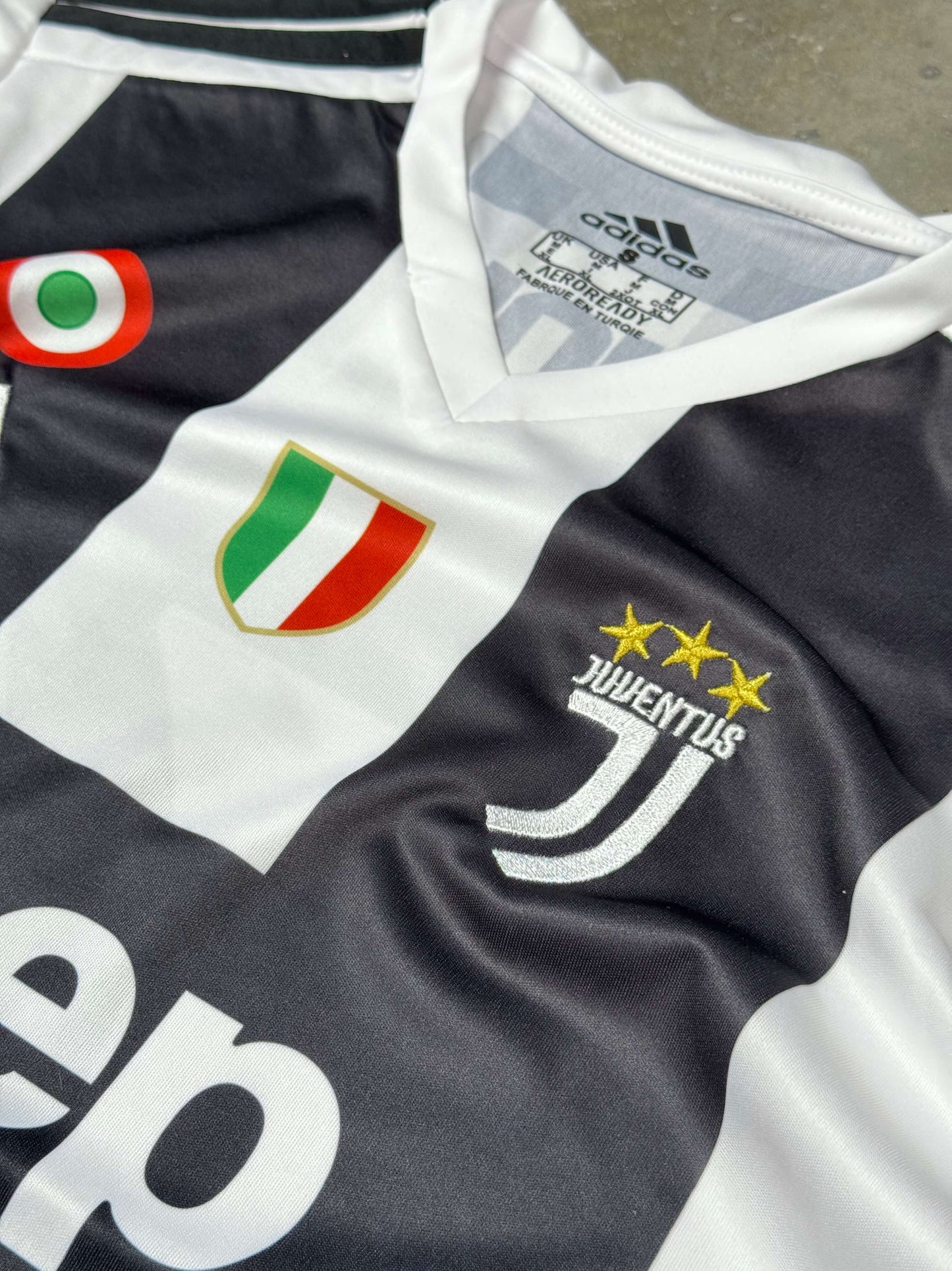 دريس تيشيرت يوفنتوس الاساسي كريستيانو