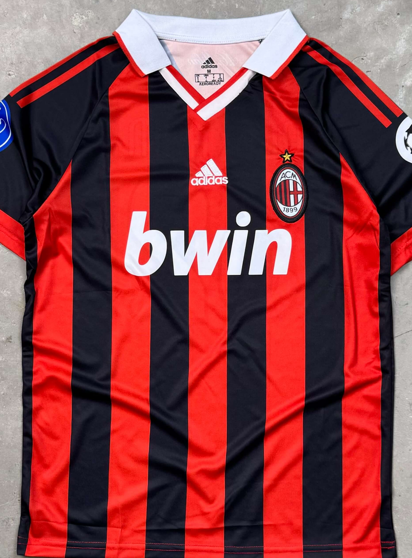 دريس تيشيرت ايسي ميلان بيكهام 32