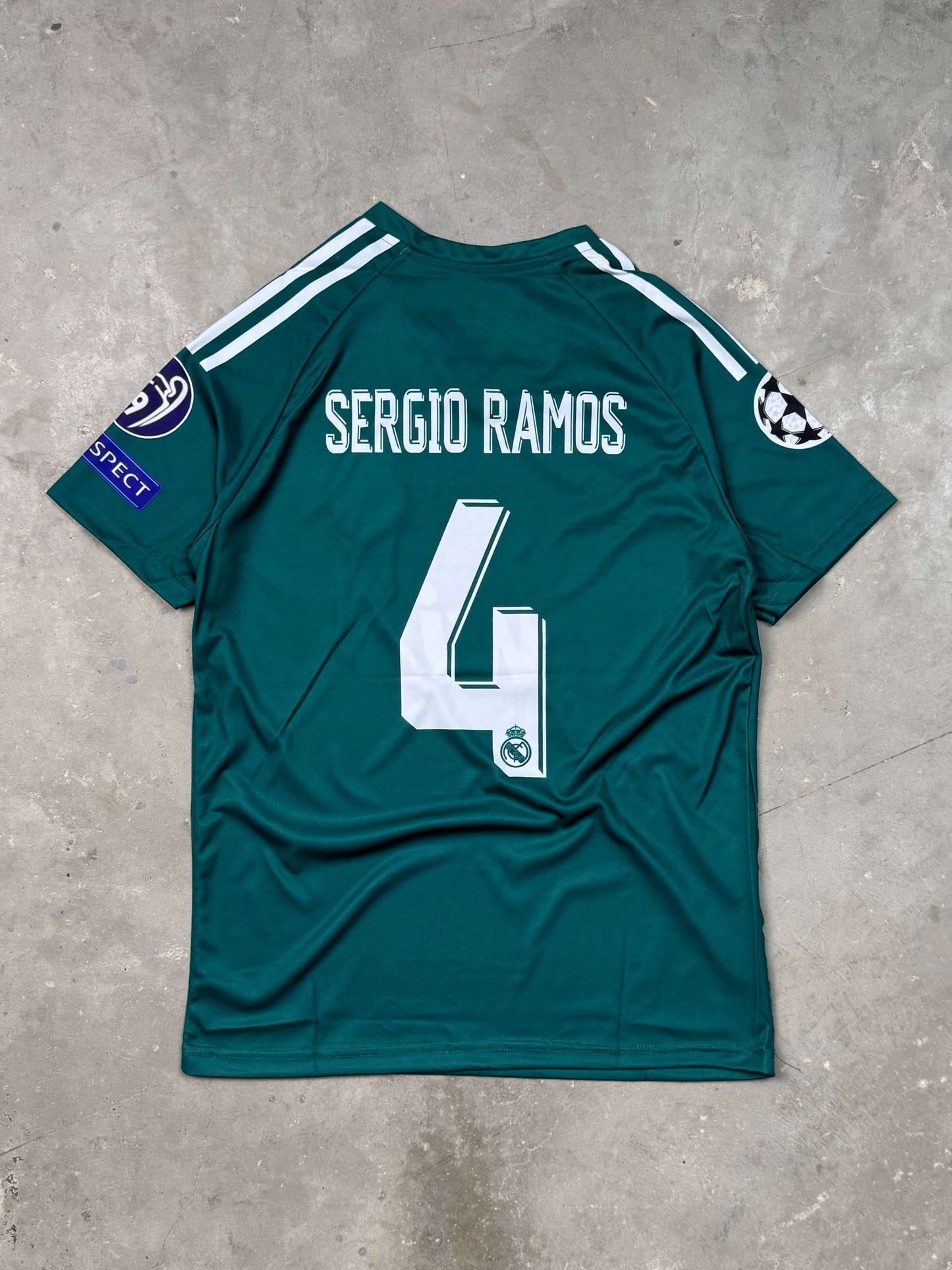 دريس تيشيرت ريال مدريد سيرخيو راموس 4