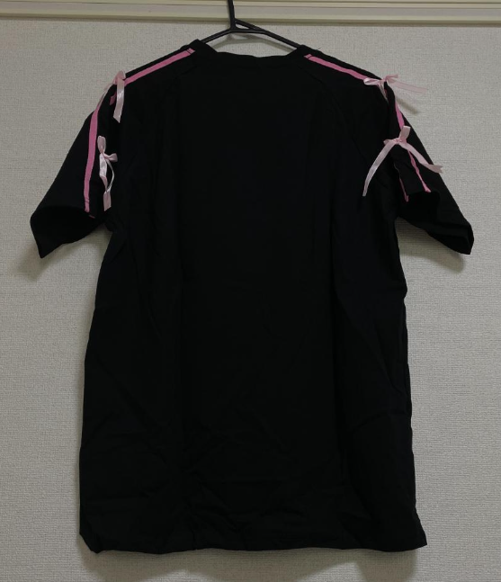 تيشيرت بناتي فيونكة وشريط وردي لون اسود , قالب صغير