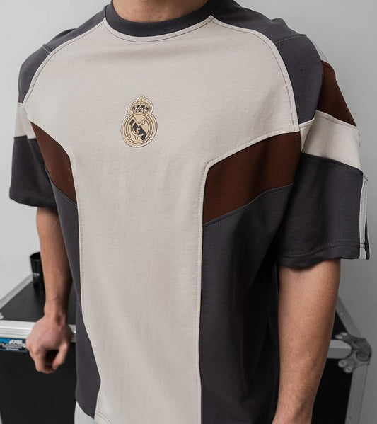 تيشيرت ريال مدريد رصاصي وحليبي , قالب كبير
