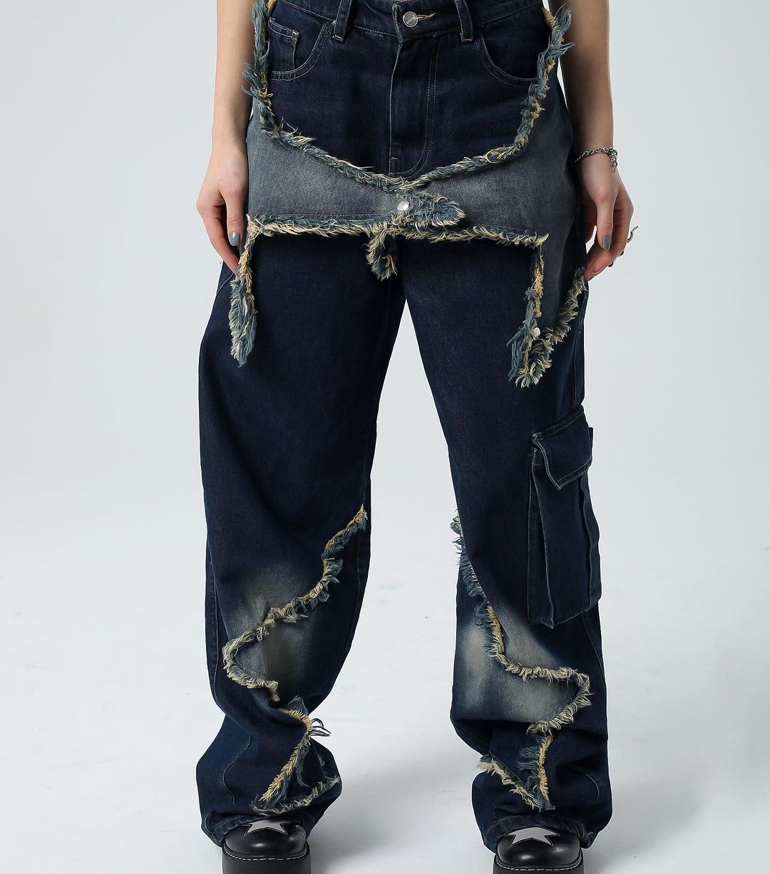 بنطرون جينز نيلي نجوم جيب جانبي , قالب طبيعي