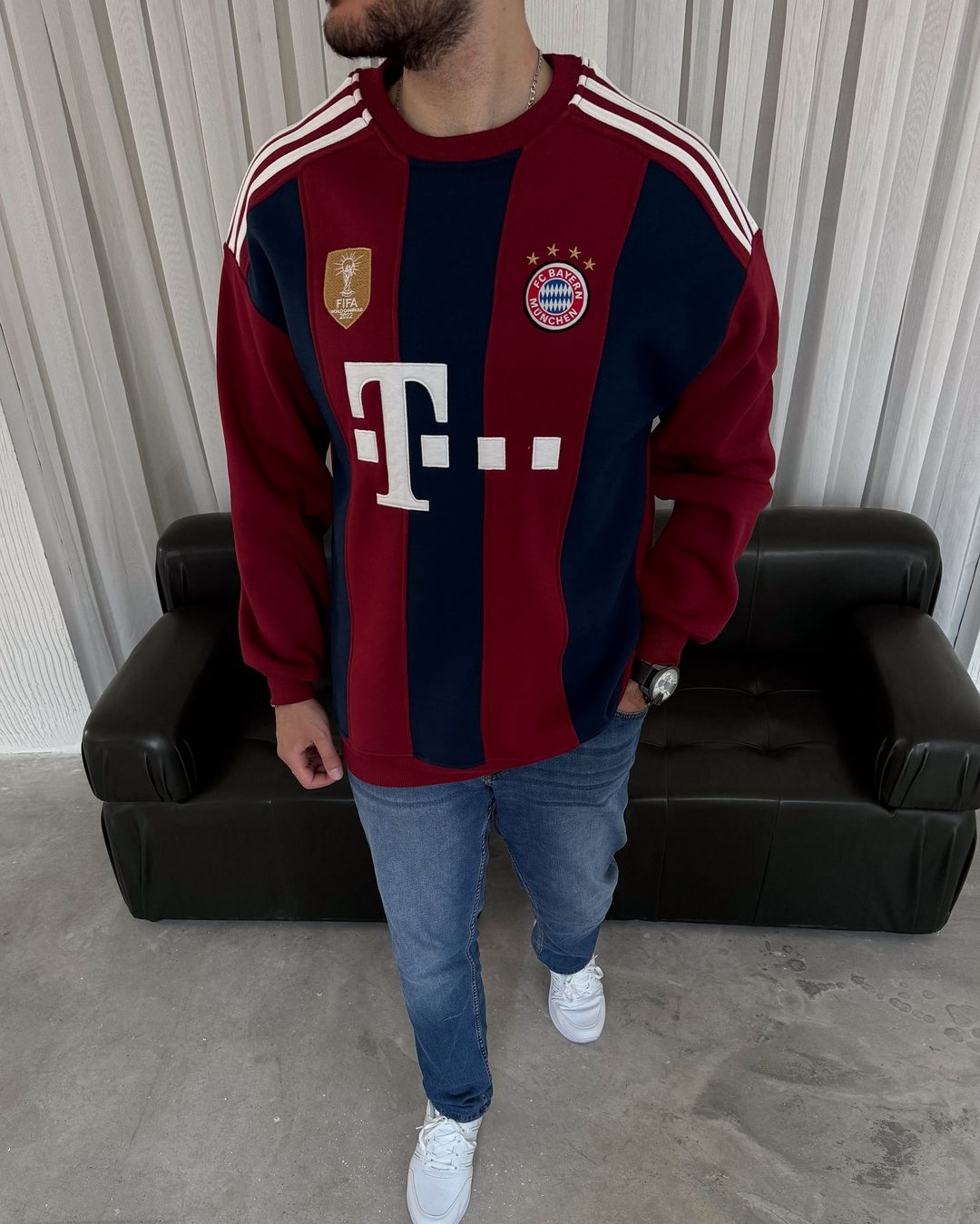 سويتر بايرن ميونيخ احمر وازرق ,قالب كبير