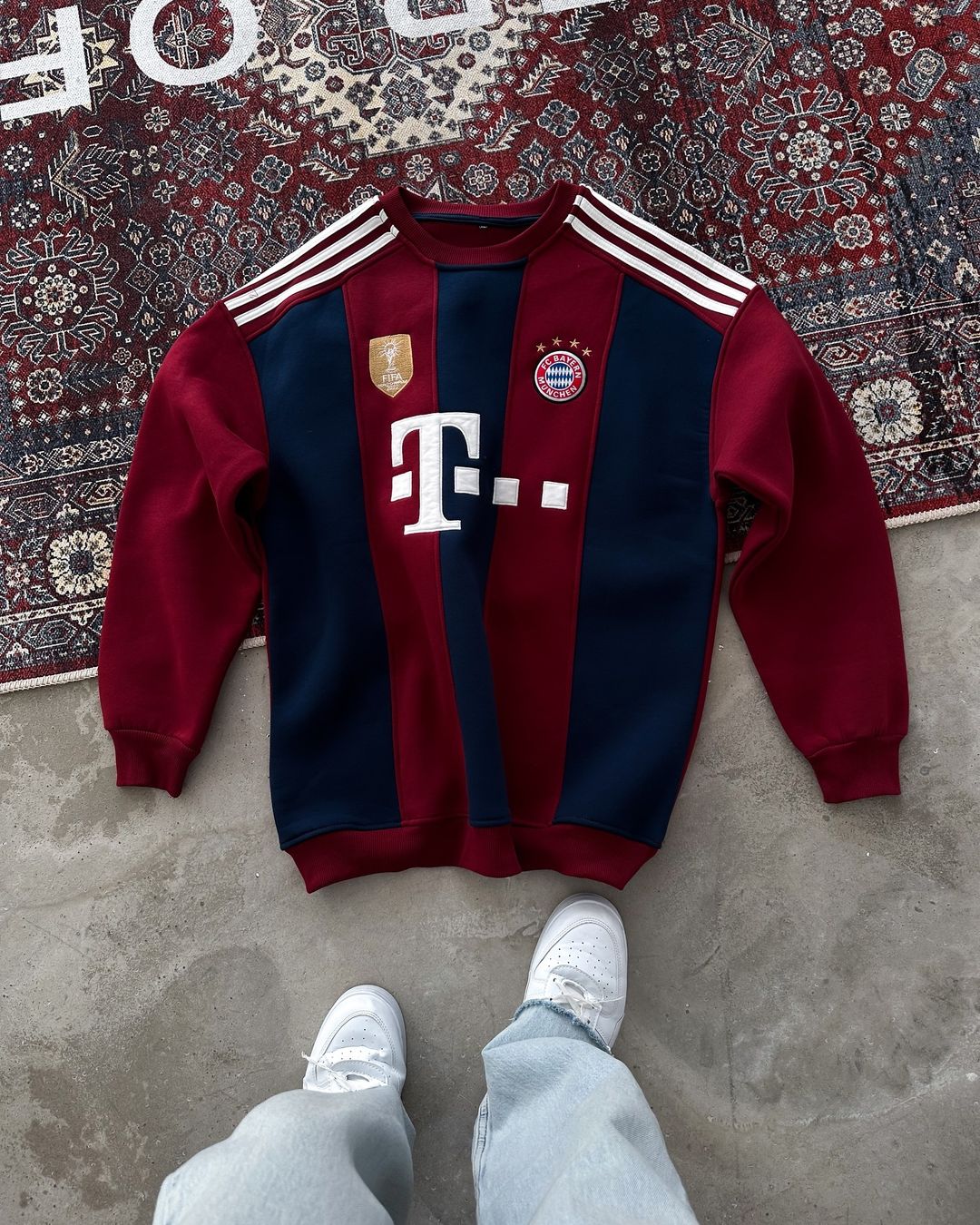 سويتر بايرن ميونيخ احمر وازرق ,قالب كبير