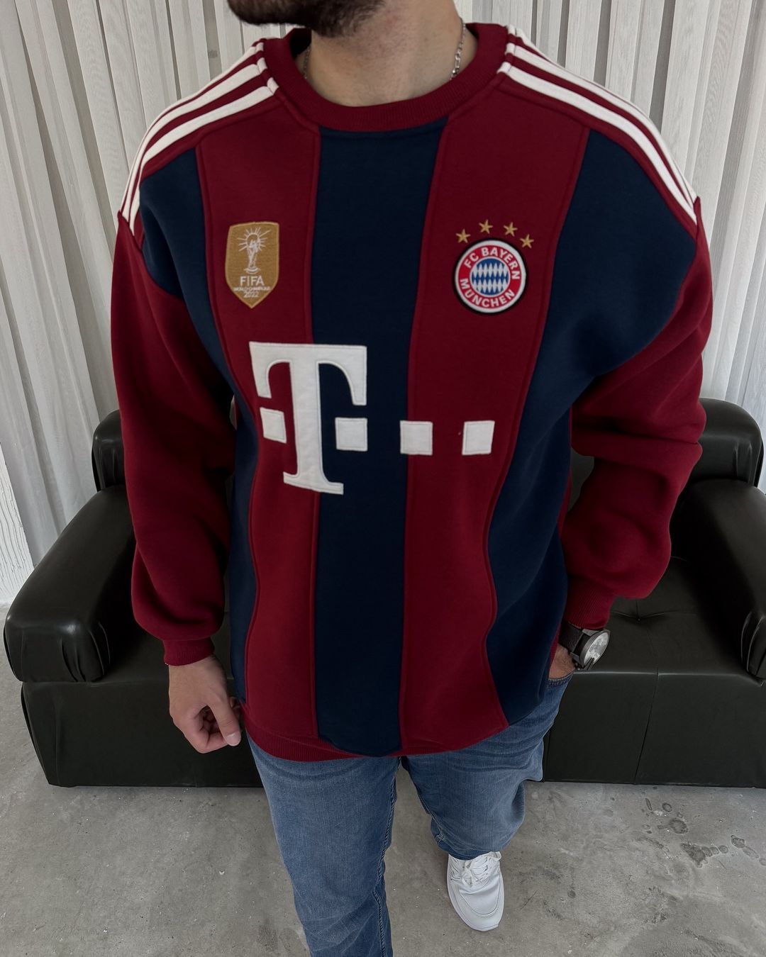 سويتر بايرن ميونيخ احمر وازرق ,قالب كبير