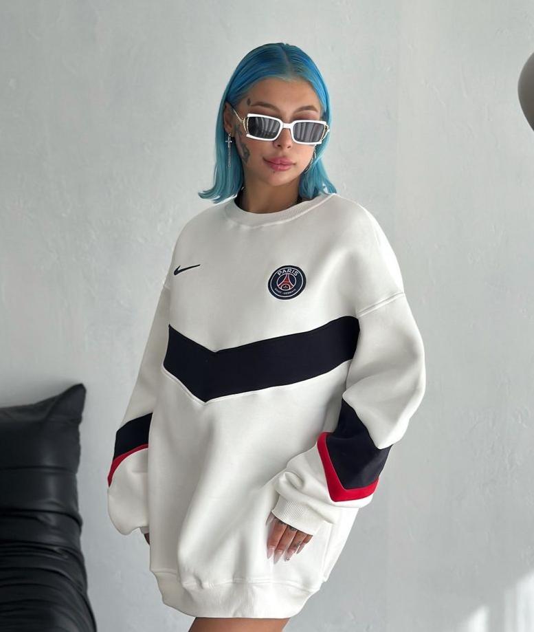 سويتر باريس سان جيرمان نايك , قالب كبير