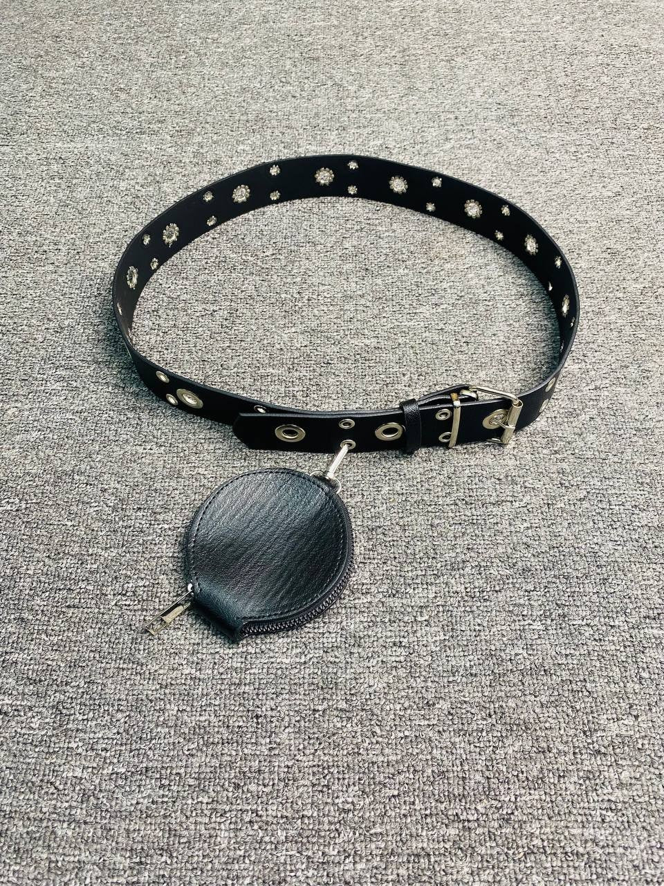 حزام جلد مع جيب