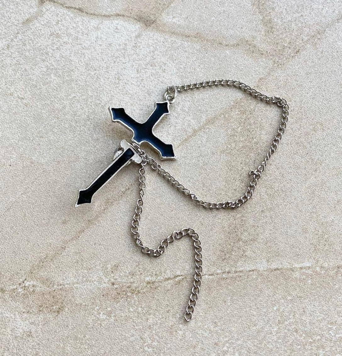 تراجي صليب قطعه واحده فقط