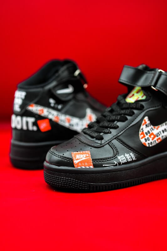 حذاء نايك اسود عالي , قالب كبير (القياسات بين 36>40)