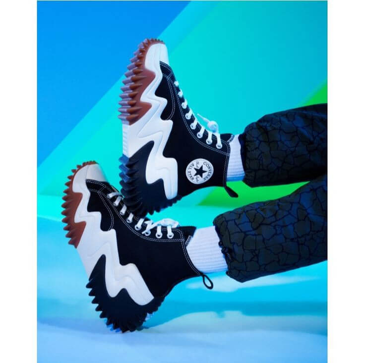 حذاء كونفرس رن ستار موشن ,قالب صغير (القياسات بين 36>40)