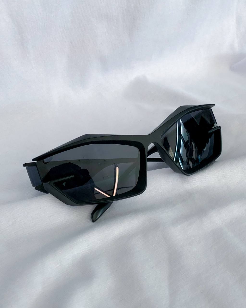 نظارات عيون القط لون اسود