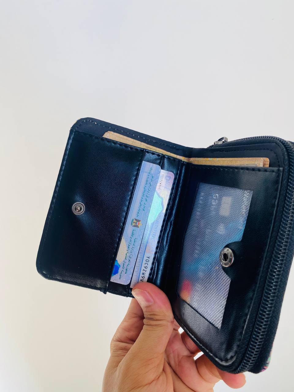 محفظة هيلو كيتي