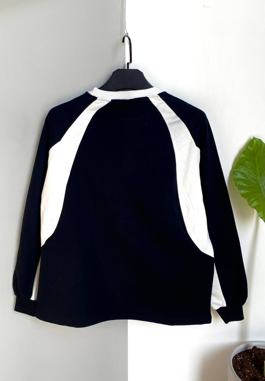 سويتشيرت رايسنك لون اسود وابيض