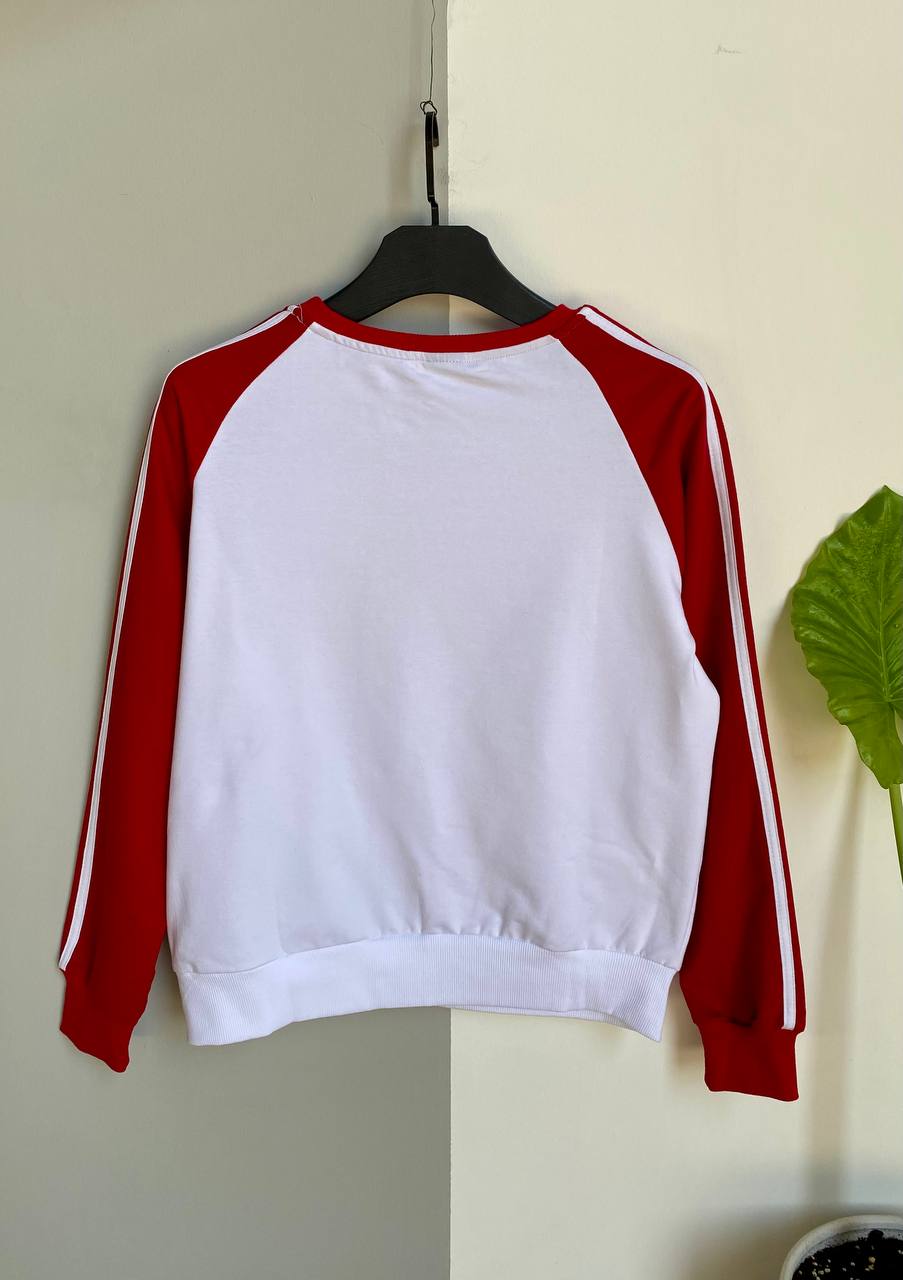 سويتر تي اكس رووم لون احمر وابيض