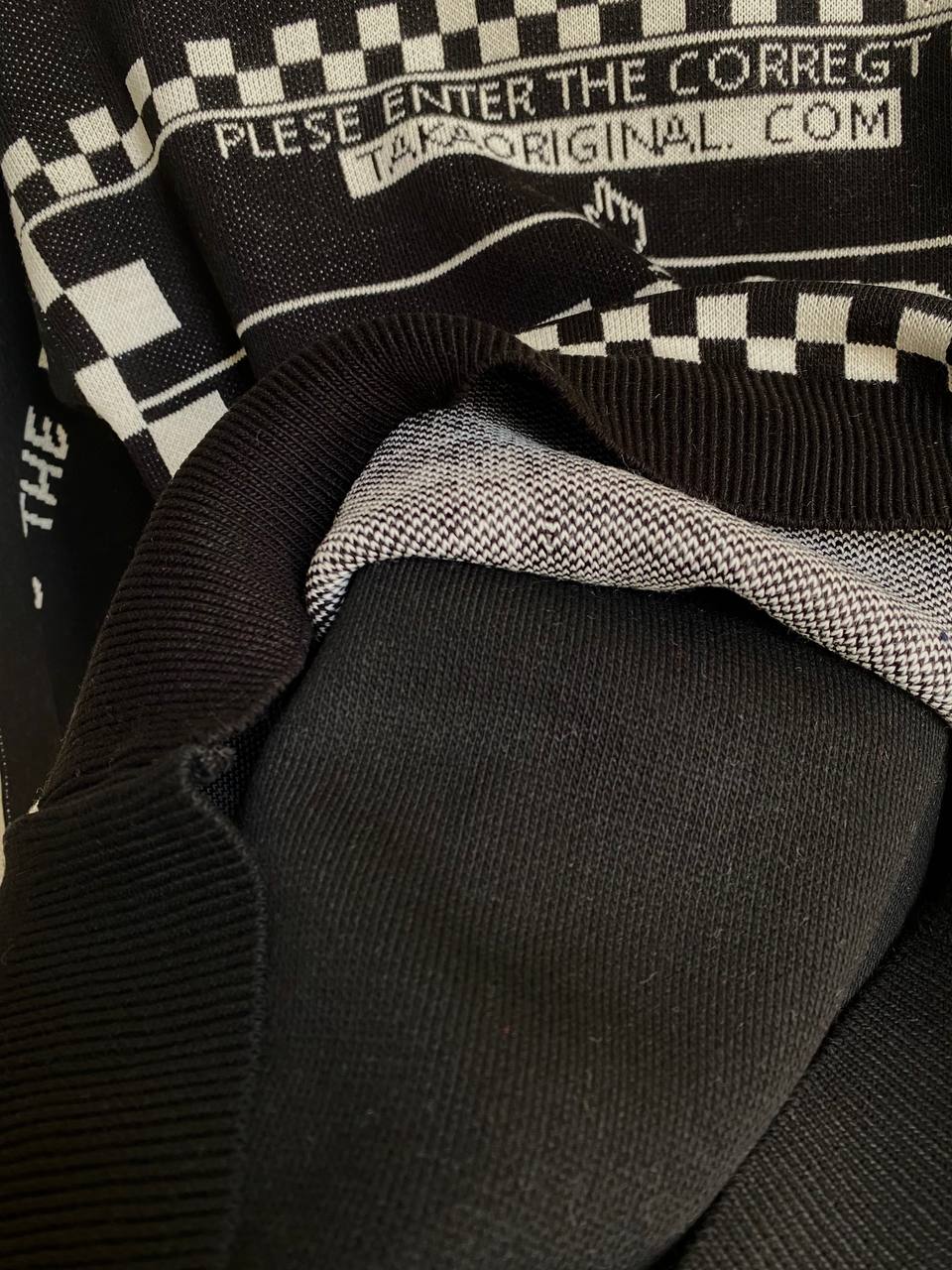 سويتشيرت تاكا اوريجينال