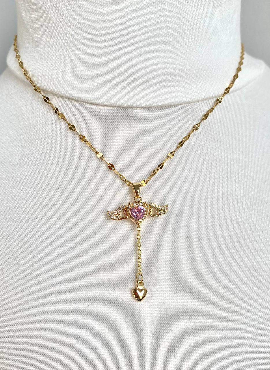 قلادة كريستال بجناحات ✅