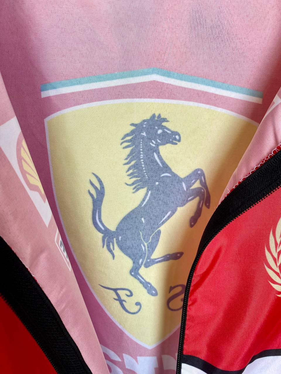 جاكيت مطري مارليبورو وفيراري , مطري خفيف