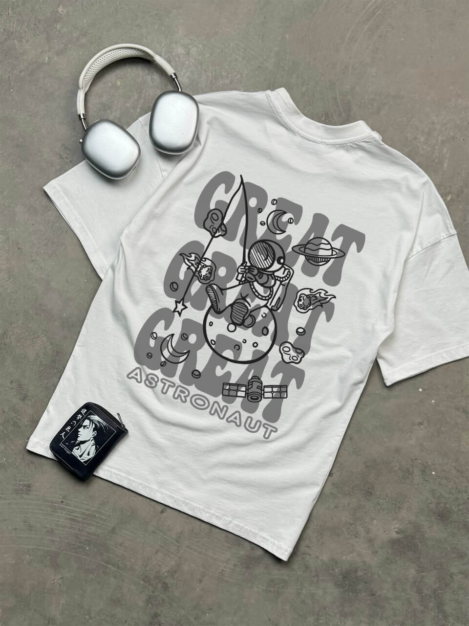 تيشيرت جيب اوفر سايز رائد فضاء عضيم