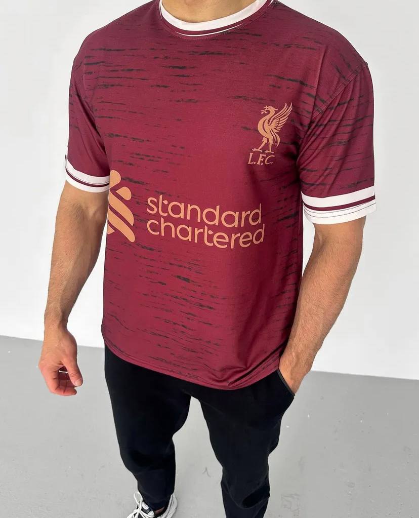تيشيرت نادي ليفربول ,قالب كبير