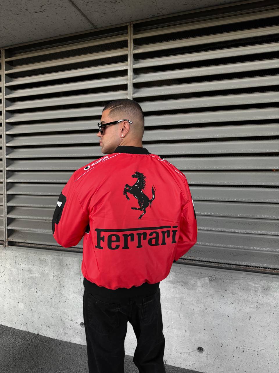 جاكيت فيراري جيب على الردن ,مطري مبطن