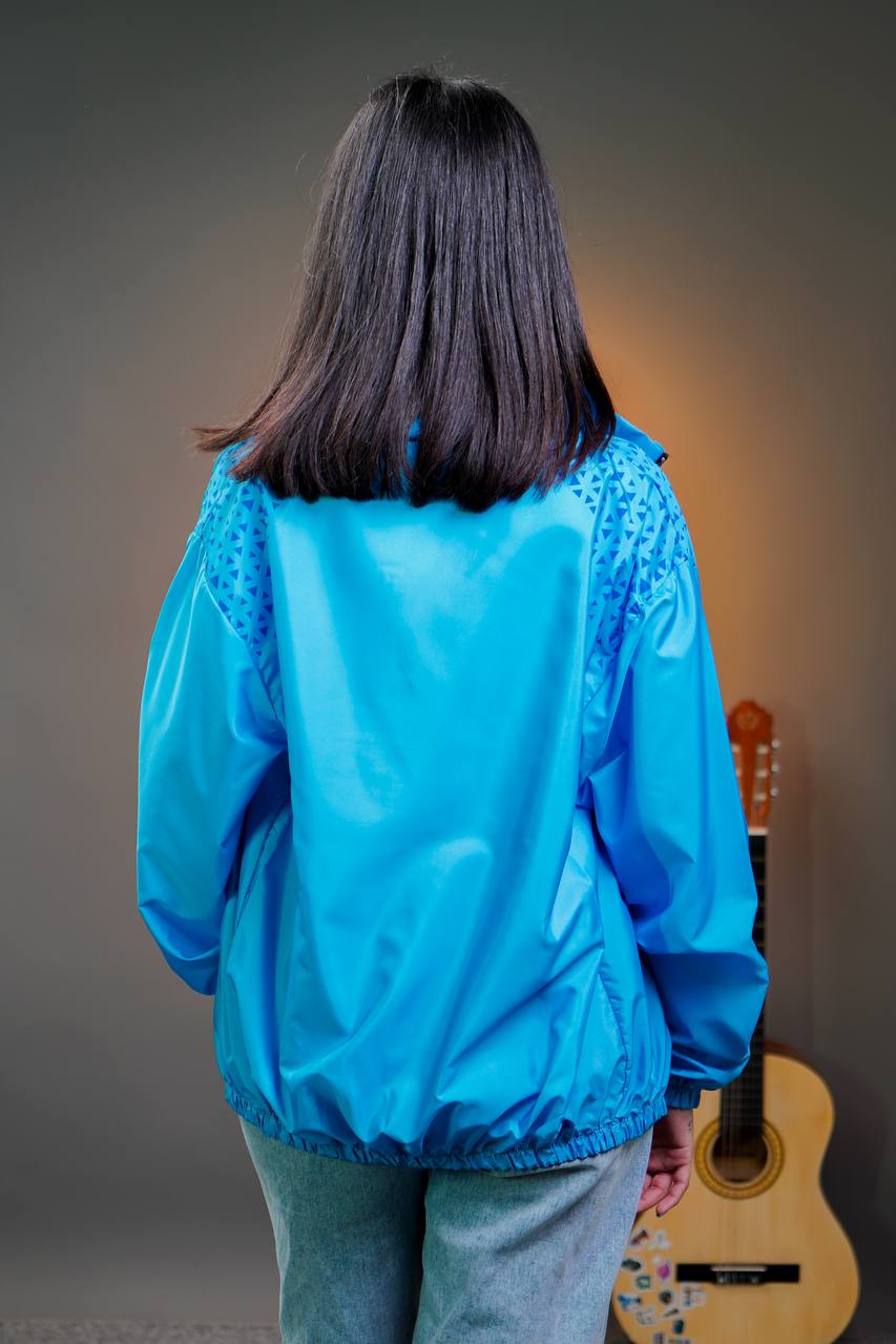 جاكيت مانشستر سيتي سمائي مطري خفيف