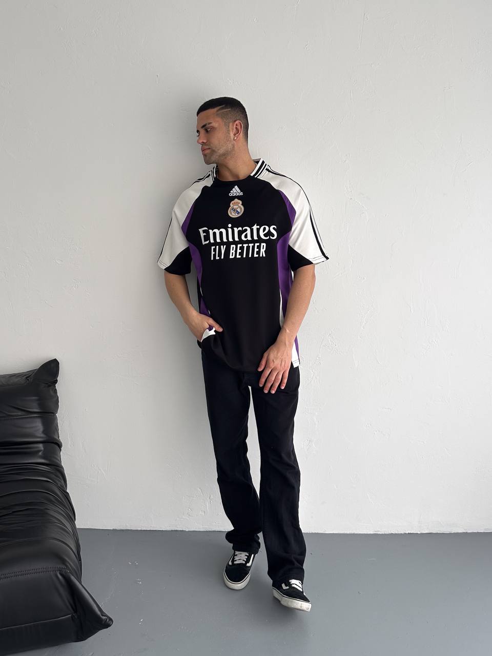تيشيرت ريال مدريد اديداس اسود وبنفسجي , قالب كبير