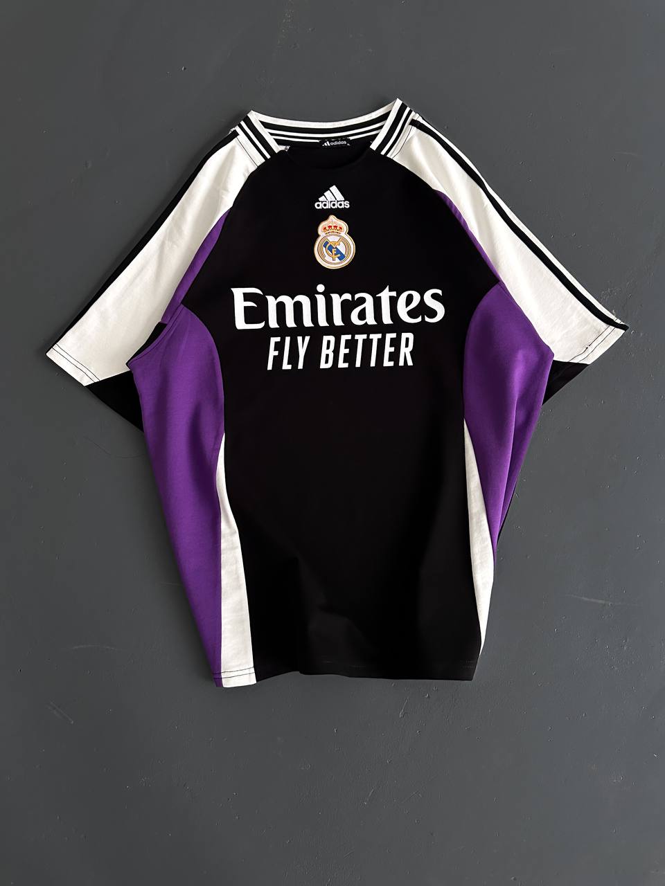 تيشيرت ريال مدريد اديداس اسود وبنفسجي , قالب كبير