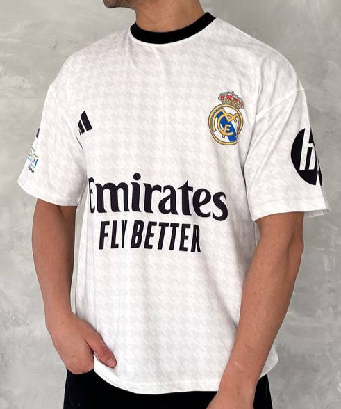 تيشيرت ريال مدريد فينيسيوس جونيور , قالب كبير