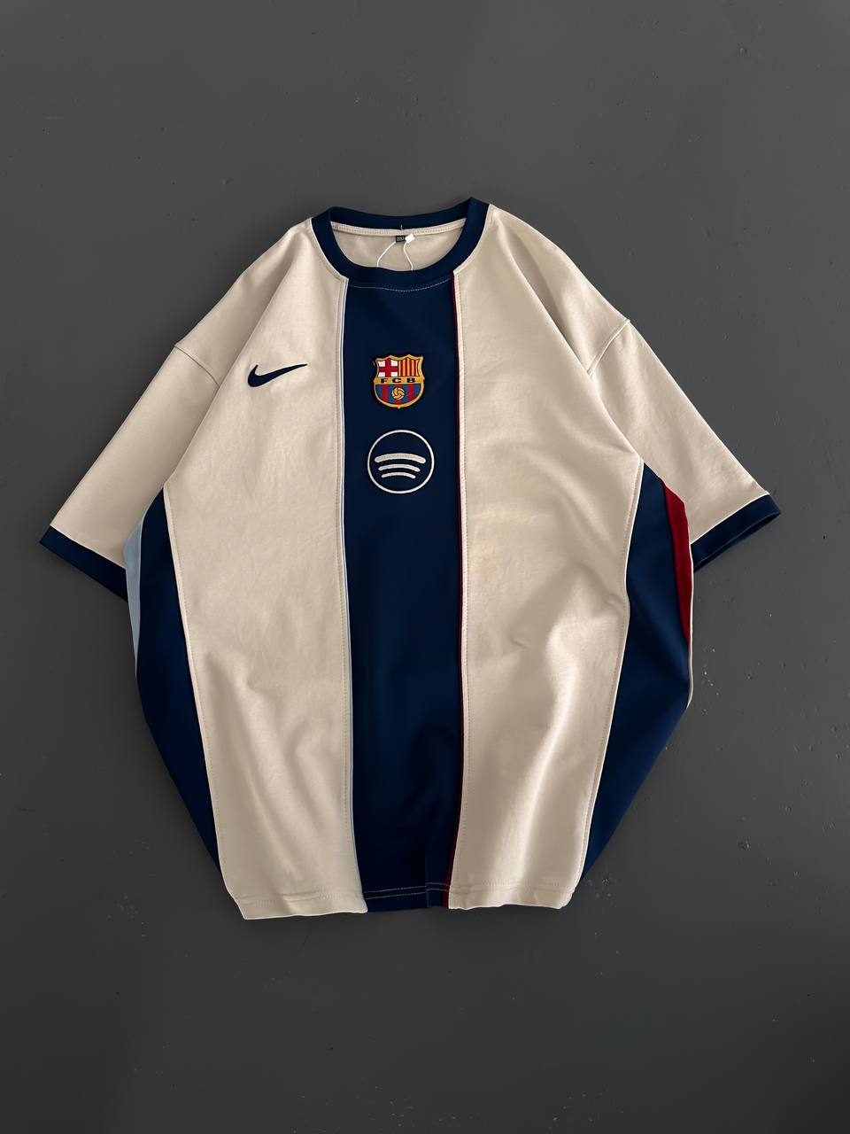 تيشيرت برشلونة نايك خط نيلي , قالب كبير
