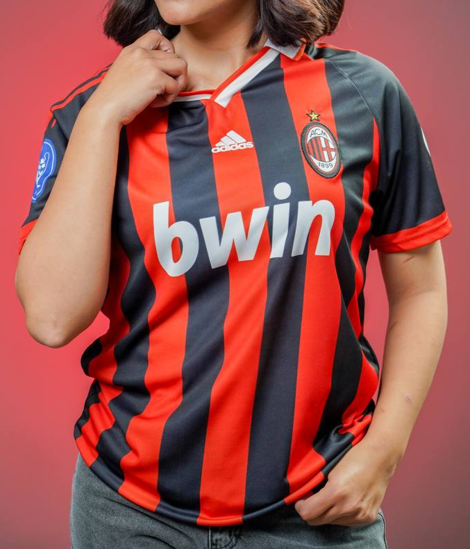 دريس تيشيرت ايسي ميلان بيكهام 32