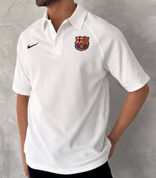 تيشيرت ياخة برشلونة نايك ابيض , قالب كبير