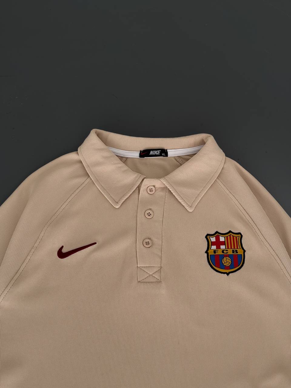 تيشيرت ياخة برشلونة نايك بيجي , قالب كبير