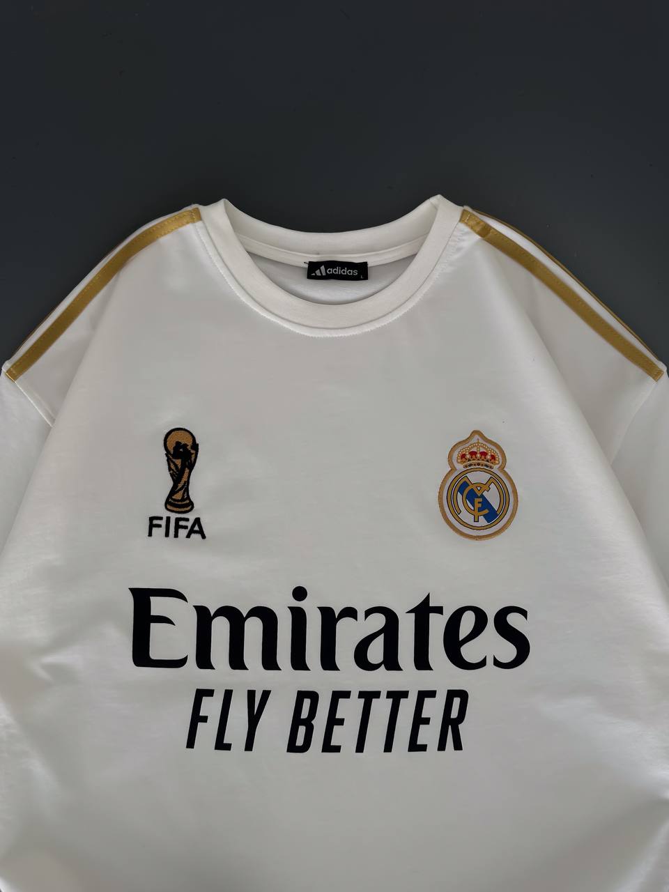 تيشيرت ريال مدريد الملك فيفا ابيض , قالب كبير