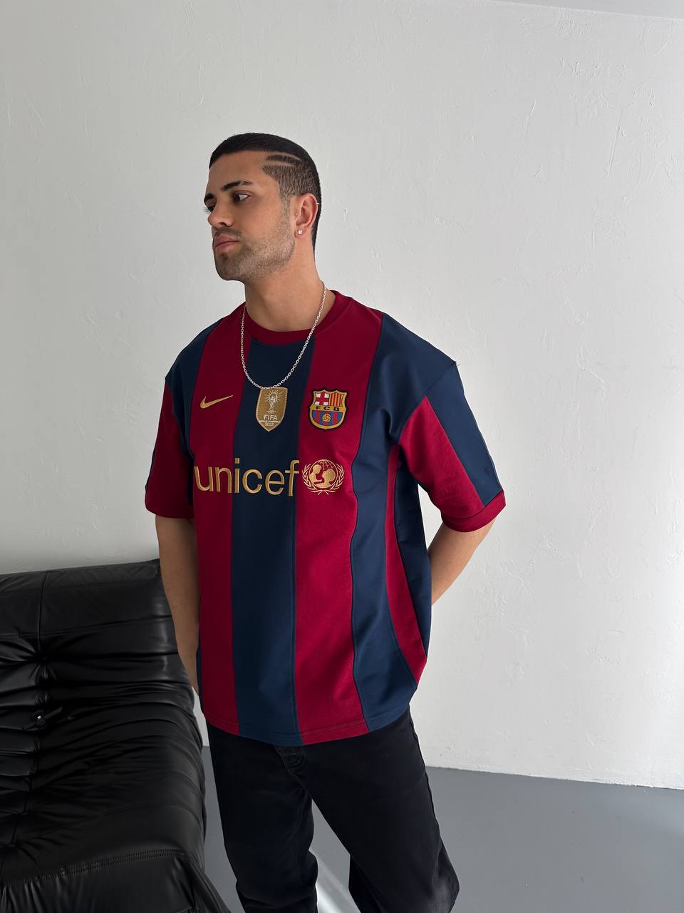 تيشيرت برشلونة بطل الملك نايك , قالب كبير