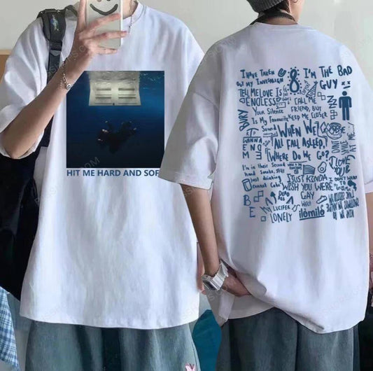 "تيشيرت بيلي ايليش "اضربني بقوة وناعمة