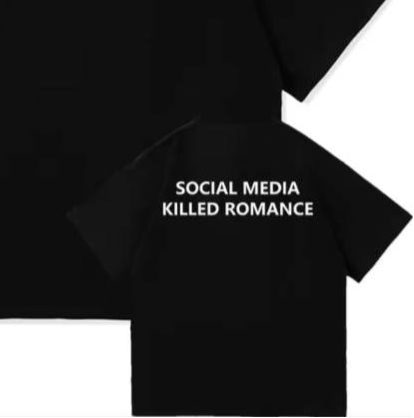تيشيرت السوشيال ميديا قتل الرومنسية