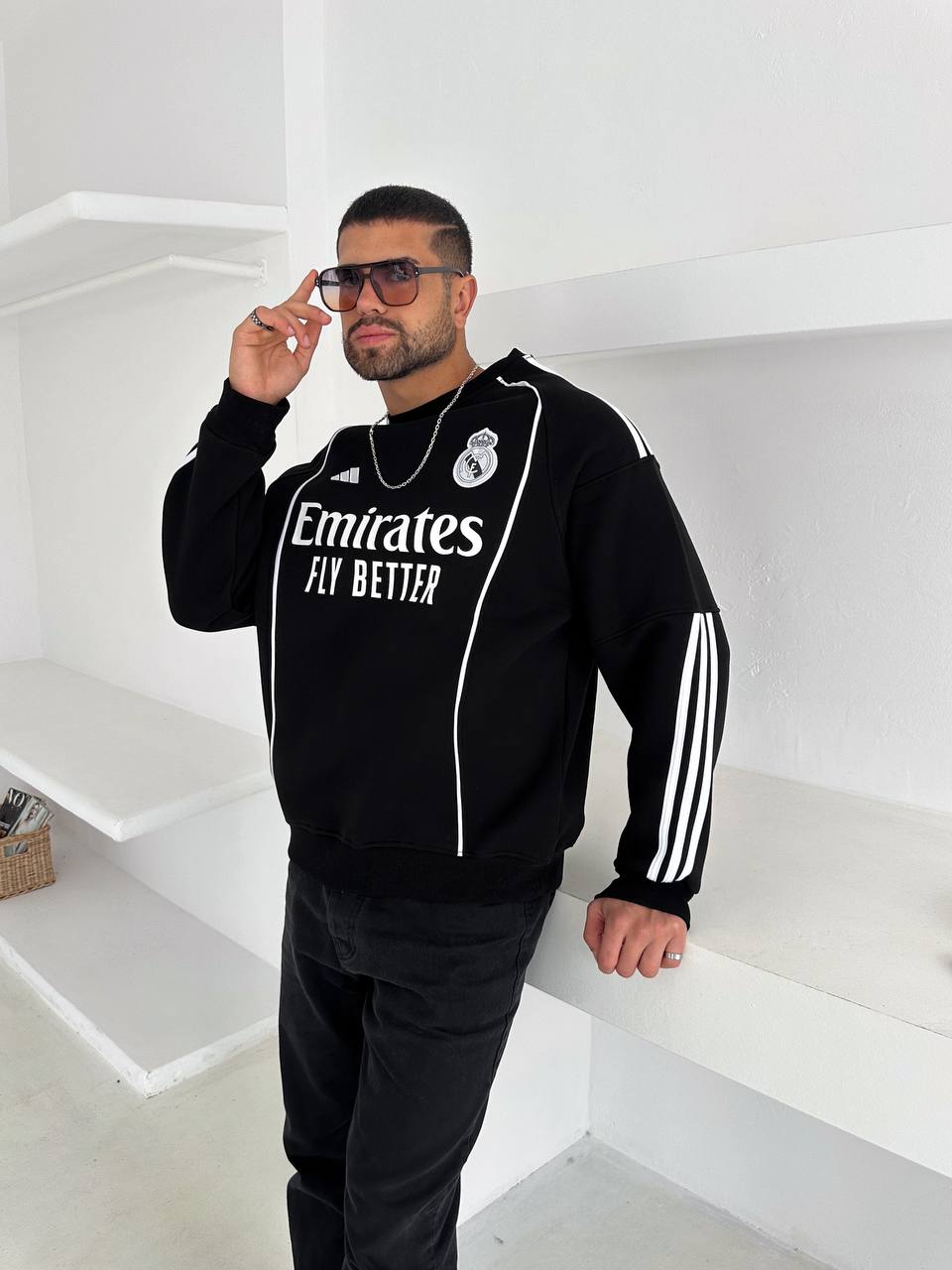 سويتر ريال مدريد اديداس اسود خطوط بيضاء , قالب كبير