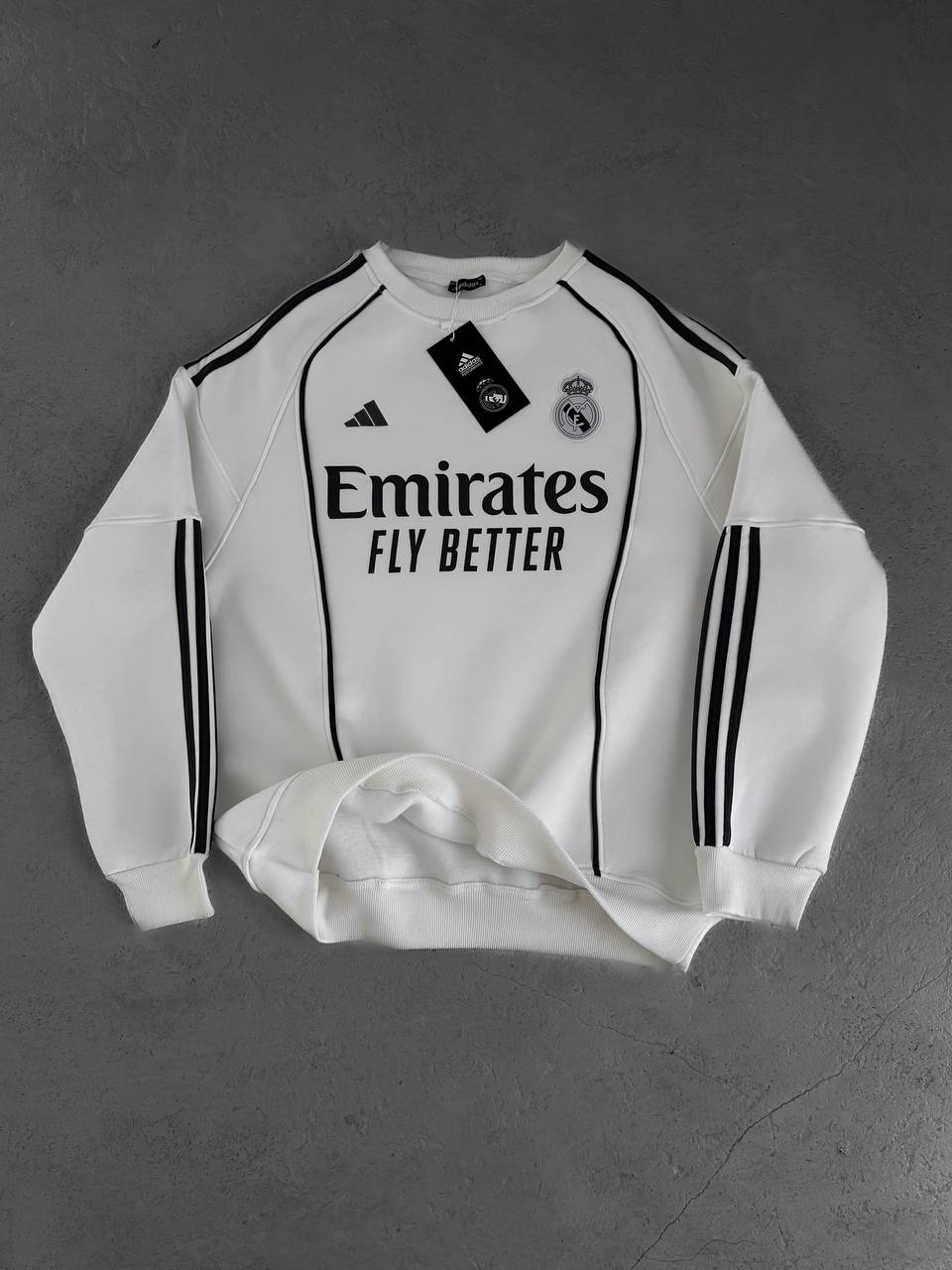 سويتر ريال مدريد اديداس ابيض خطوط سوداء , قالب كبير