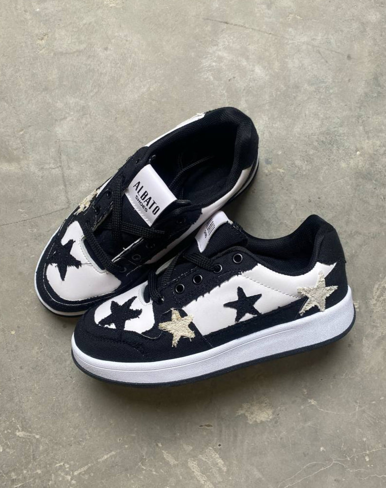 (القياسات بين 36>40) حذاء نجوم اسود ,قالب صغير