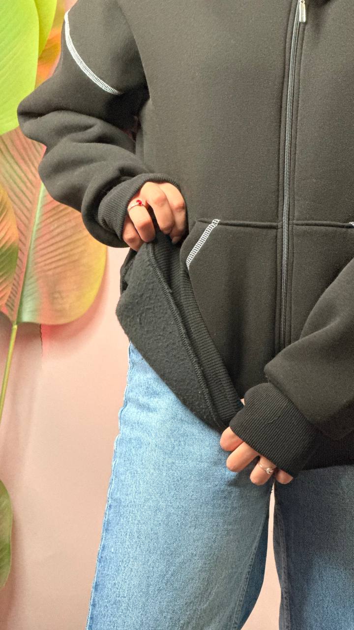 جاكيت قناع اسود خط ابيض سادة , قالب طبيعي