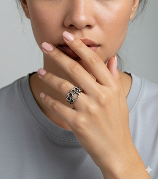 محبس الملاكمة فضي , قابل للتكبير والتصغير ✅