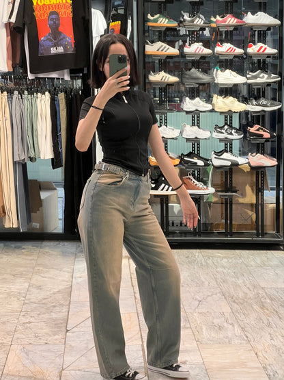 توب بناتي بلونين اسود وابيض